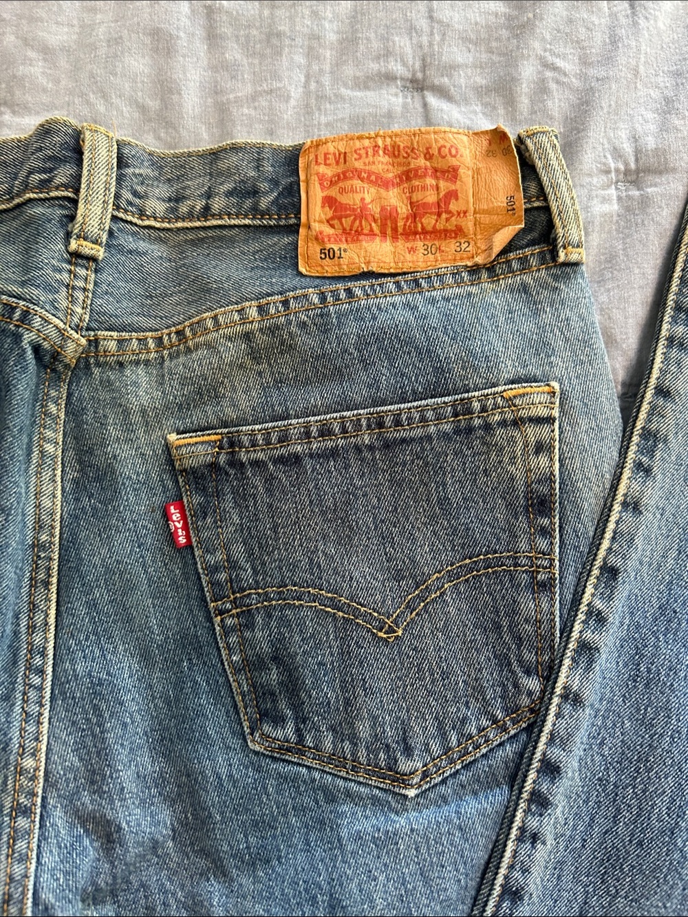 Vintage 501 xx button flyLevi's men's 30x32